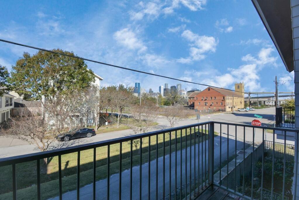 Vila 3Br/3.5Ba Three Story East Downtown Townhouse With View Houston Exteriér fotografie