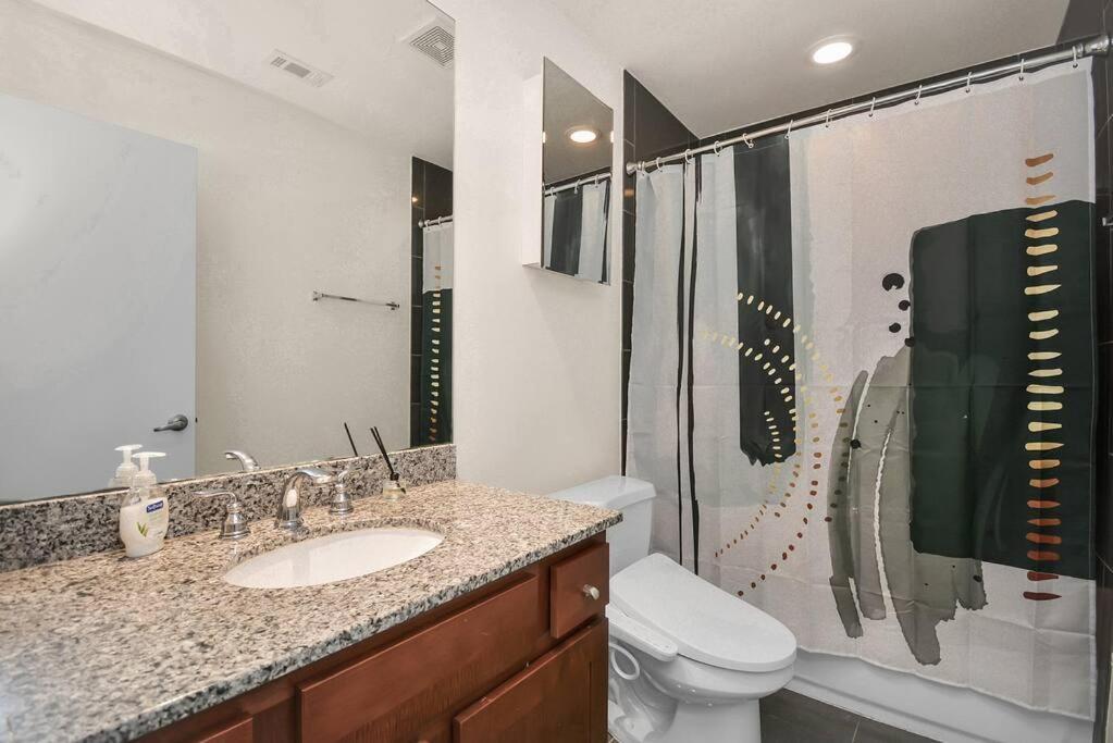 Vila 3Br/3.5Ba Three Story East Downtown Townhouse With View Houston Exteriér fotografie